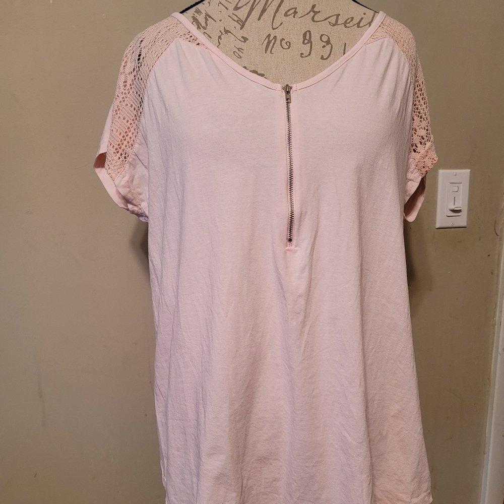 Women's Cute Light Pink Top with Working Zipper